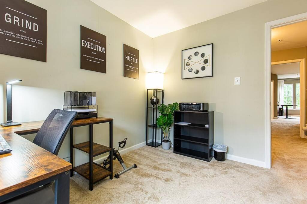 Вилла The Nest At Harmony Woods: Lux Dc Getaway + Office Джермантаун Экстерьер фото