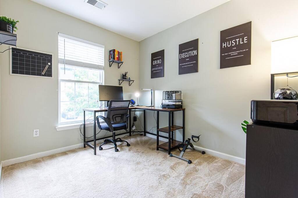 Вилла The Nest At Harmony Woods: Lux Dc Getaway + Office Джермантаун Экстерьер фото