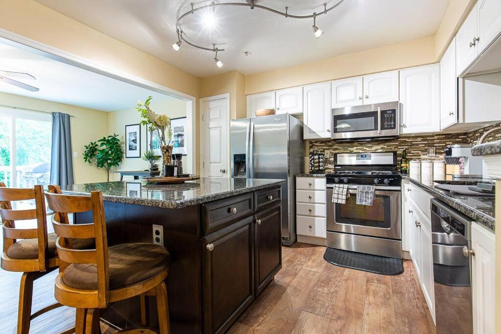 Вилла The Nest At Harmony Woods: Lux Dc Getaway + Office Джермантаун Экстерьер фото