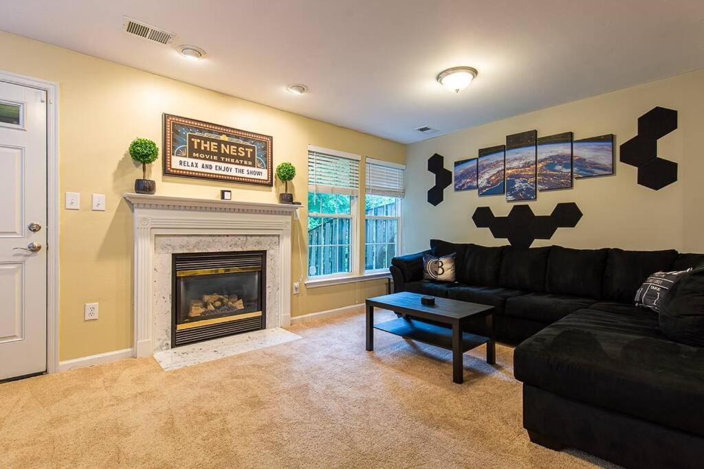 Вилла The Nest At Harmony Woods: Lux Dc Getaway + Office Джермантаун Экстерьер фото